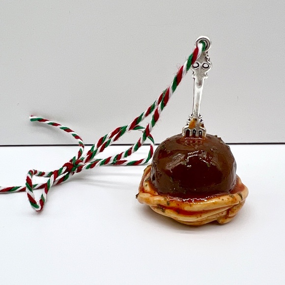 Spaghetti & Meatball Christmas Ornament – Handmade Clay Italian Food Ornament - Picture 13 of 16